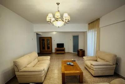 Inchiriez apartament 3 camere Faleza Nord, 700 EURO Negociabil - 2