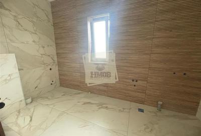 Apartament cu 2 camere decomandat în Exterior Est - 11