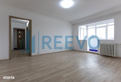 Apartament cu 3 camere semidecomandat în Podei - 20