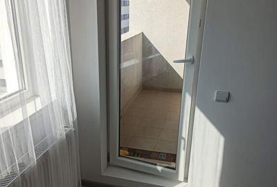 Apartament cu 3 camere decomandat în Metalurgiei - 9