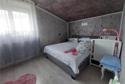 OPORTUNITATE DE INVESTITIE CASA TIP DUPLEX NAVODARI - 19