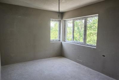 Duplex cu 5 camere cu Canalizare în Central - 7