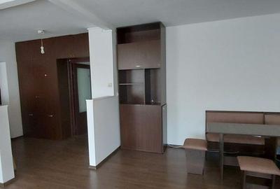 Apartament cu 3 camere decomandat în ICIL - 11