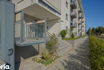Apartament cu 2 camere decomandat în Tractorul