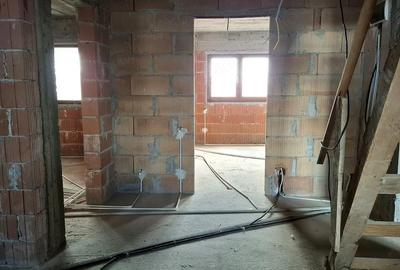 Casă cu 5 camere cu Teren 500 Mp în Pantelimon - 9