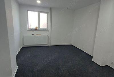Diferite Birouri de la 15 mp utili la 135 mp utili - COMPLET RENOVAT LA 220 EURO - 2