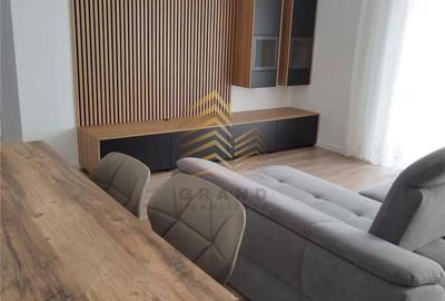 Apartament cu 3 camere decomandat în Central - 9