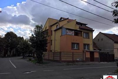 Casa P+ 2E de vanzare semicentral Satu Mare - 7