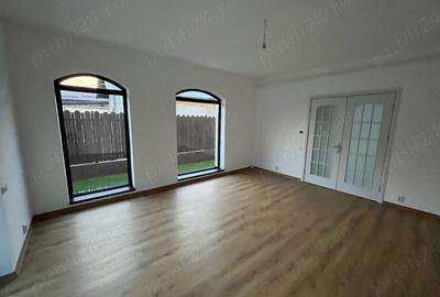 Casă cu 3 camere cu Teren 370 Mp în Caracal - 10