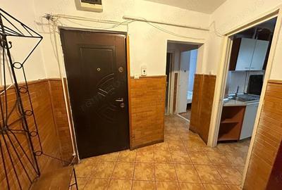 Apartament 2 camere, etaj 3 - zona Cetate - 2