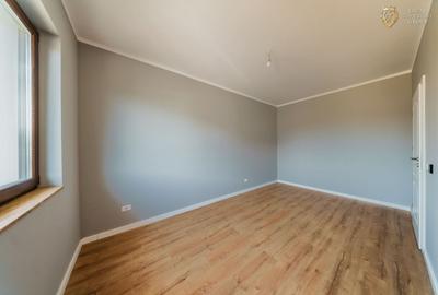 Apartament cu 4 camere decomandat în Dumbrăvița - 72