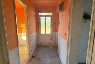 Casă cu 2 camere cu Teren 250 Mp în Central - 6
