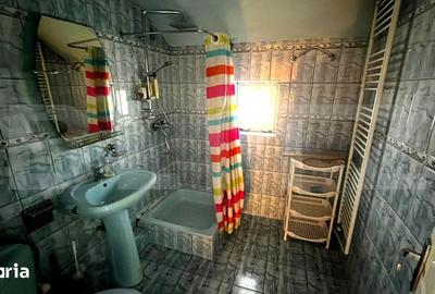 Casă cu 5 camere cu Teren 839 Mp în Central