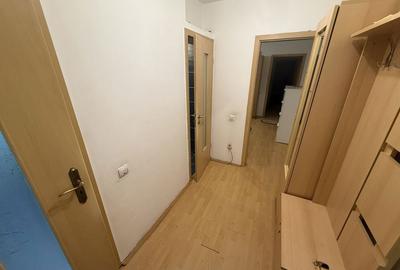 Apartament cu 3 camere semidecomandat în Cetății - 1