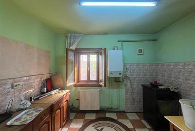 Apartament cu 2 camere nedecomandat în Central - 4