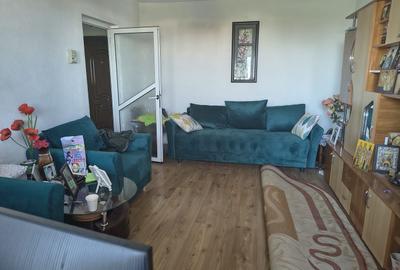 Apartament cu 2 camere decomandat în Km 4-5 - 5