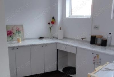 Garsonieră decomandată în P-ța Universității - 3