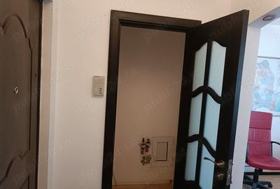 Apartament cu 2 camere semidecomandat în Progresul - 3