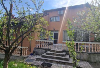 Casă individuală cu 4 camere cu Canalizare în Cetate - 2