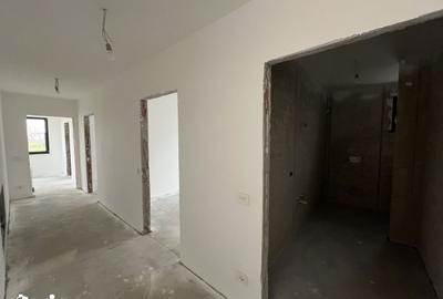 Casă cu 4 camere cu Teren 485 Mp în Vetiș - 6