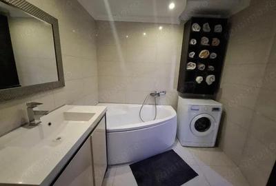 Apartament cu 2 camere decomandat în Basarabia