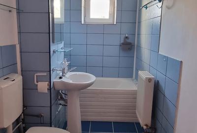 Apartament cu 3 camere decomandat în Micro 5 - 3