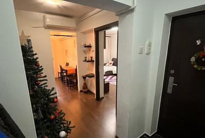 Apartament cu 2 camere decomandat în Vest