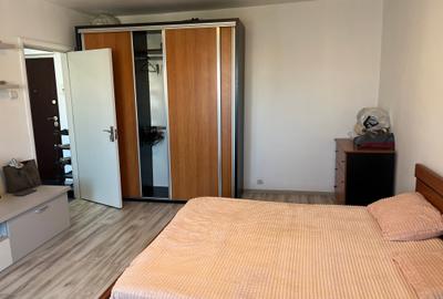 Garsoniera spatioasa langa metrou - Brancoveanu/ Spacious Studio near the Metro - 4