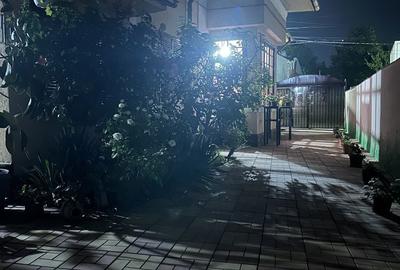 Casă cu 4 camere decomandat cu Teren 420 Mp în Central - 8