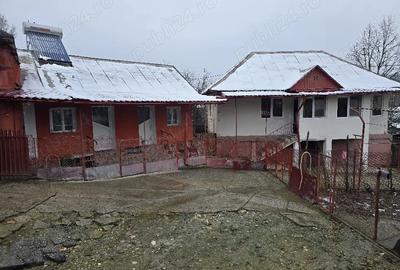 Casă cu 3 camere în Central - 3