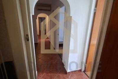 Apartament cu 3 camere decomandat, mobilat în Tei - 13