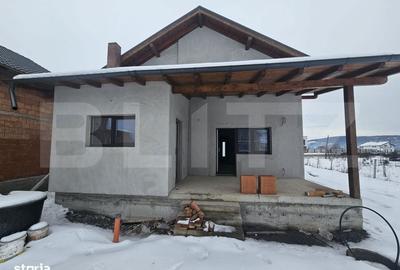 Casă cu 4 camere cu Teren 500 Mp în Jelna - 8
