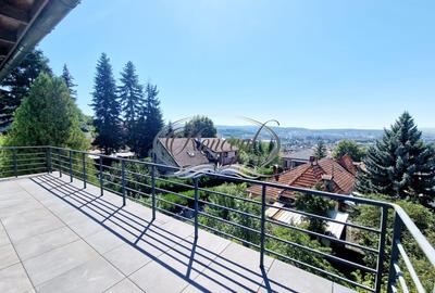 Apartament cu 4 camere semidecomandat, mobilat în Gruia - 1