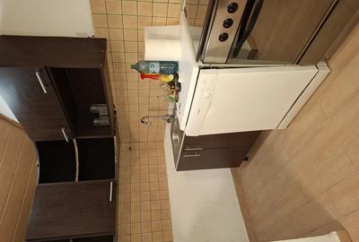 Inchiriez apartament 2 camere - 10