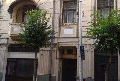 Casă cu 2 camere cu Teren 70 Mp în Central - 2