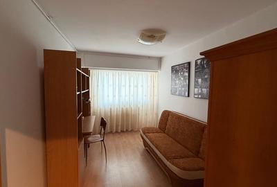 Apartament cu 3 camere semidecomandat în Grivița - 14
