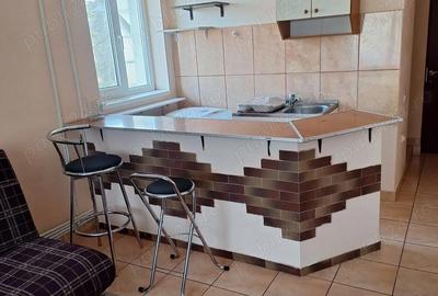 Garsonieră decomandată în Micro 17 - 2