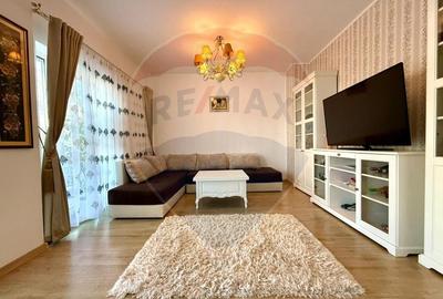 Apartament cu 3 camere de vanzare loc de parcare si teren Constanta - 17