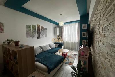 Apartament cu 3 camere decomandat, mobilat în Iris