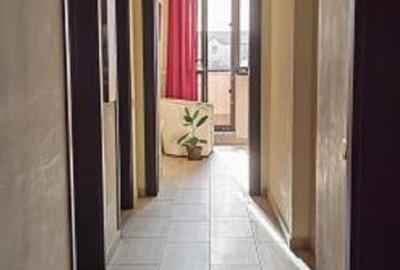 Apartament cu 3 camere decomandat în Central - 2