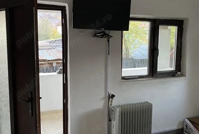 Casă cu 2 camere cu Teren 832 Mp în Central - 10