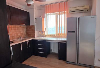 Apartament cu 3 camere semidecomandat, mobilat în Tătărași - 2