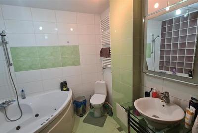 Apartament cu 3 camere decomandat în Păcurari - 7