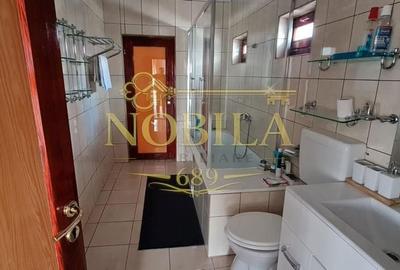 Casă cu 4 camere cu Canalizare în Central - 2