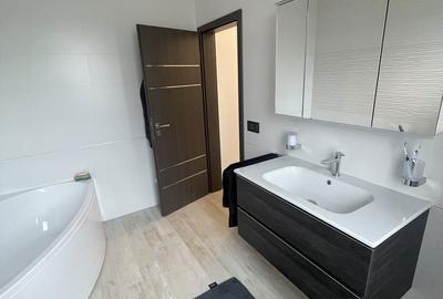Apartament cu 3 camere decomandat în Exterior Vest - 5