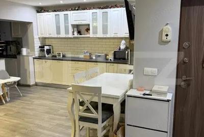 Apartament cu 3 camere decomandat în Central - 7