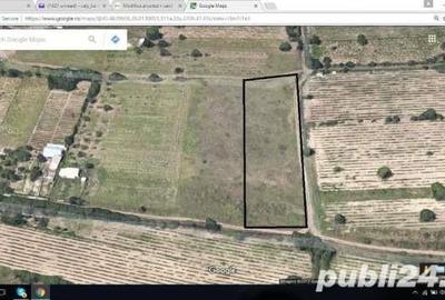 Teren de 2800 mp, în Central