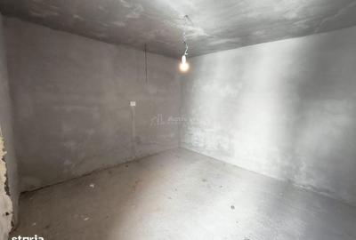 Casă cu 4 camere cu Teren 300 Mp în Muncitoresc - 1