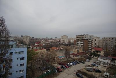 Apartament cu 3 camere decomandat, mobilat în Decebal - 21