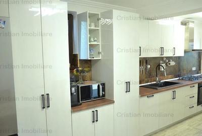 CASA LA CHEIE 140mp utili Lacu Sarat 4 cam Teren= 785 mp Mo - 4